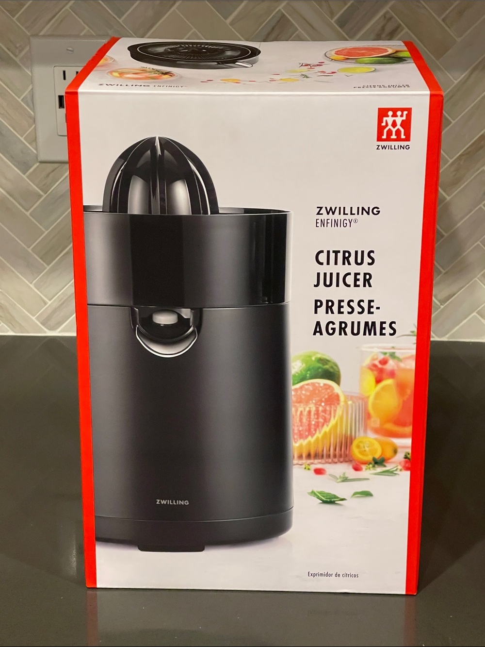 ZWILLING J.A. Henckels Black Citrus Juicer